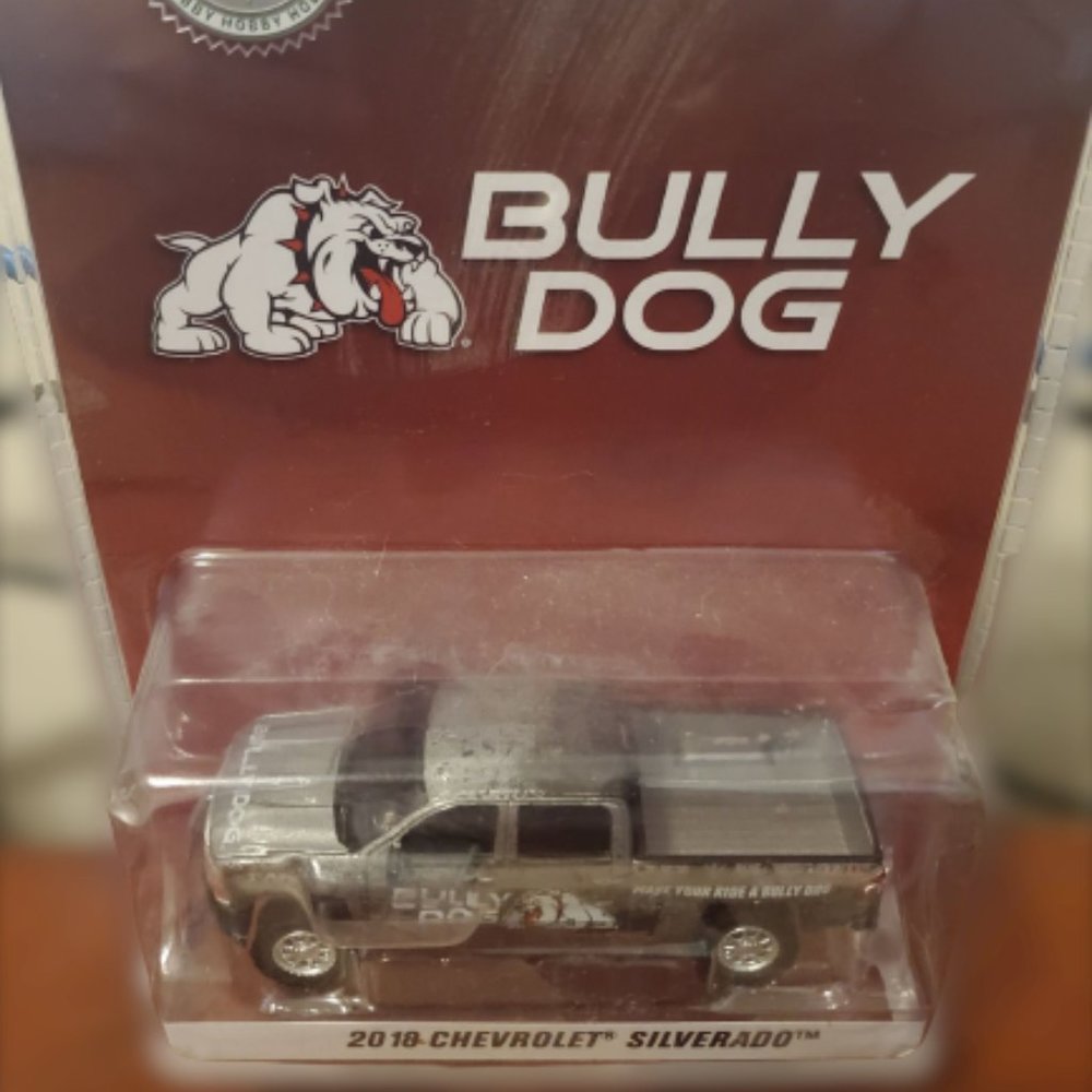 GREENLIGHT 1/64 2018 CHEVROLET SILVERADO PICKUP